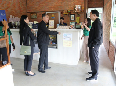 เยี่ยมชมโรงงานแปรรูปสับปะรดลูกหลานเกษตรกรกลับบ้านและตรวจเยี่ยม ติดตาม แนะนำ การดำเนินการสหกรณ์โคนมเชียงราย ... พารามิเตอร์รูปภาพ 1